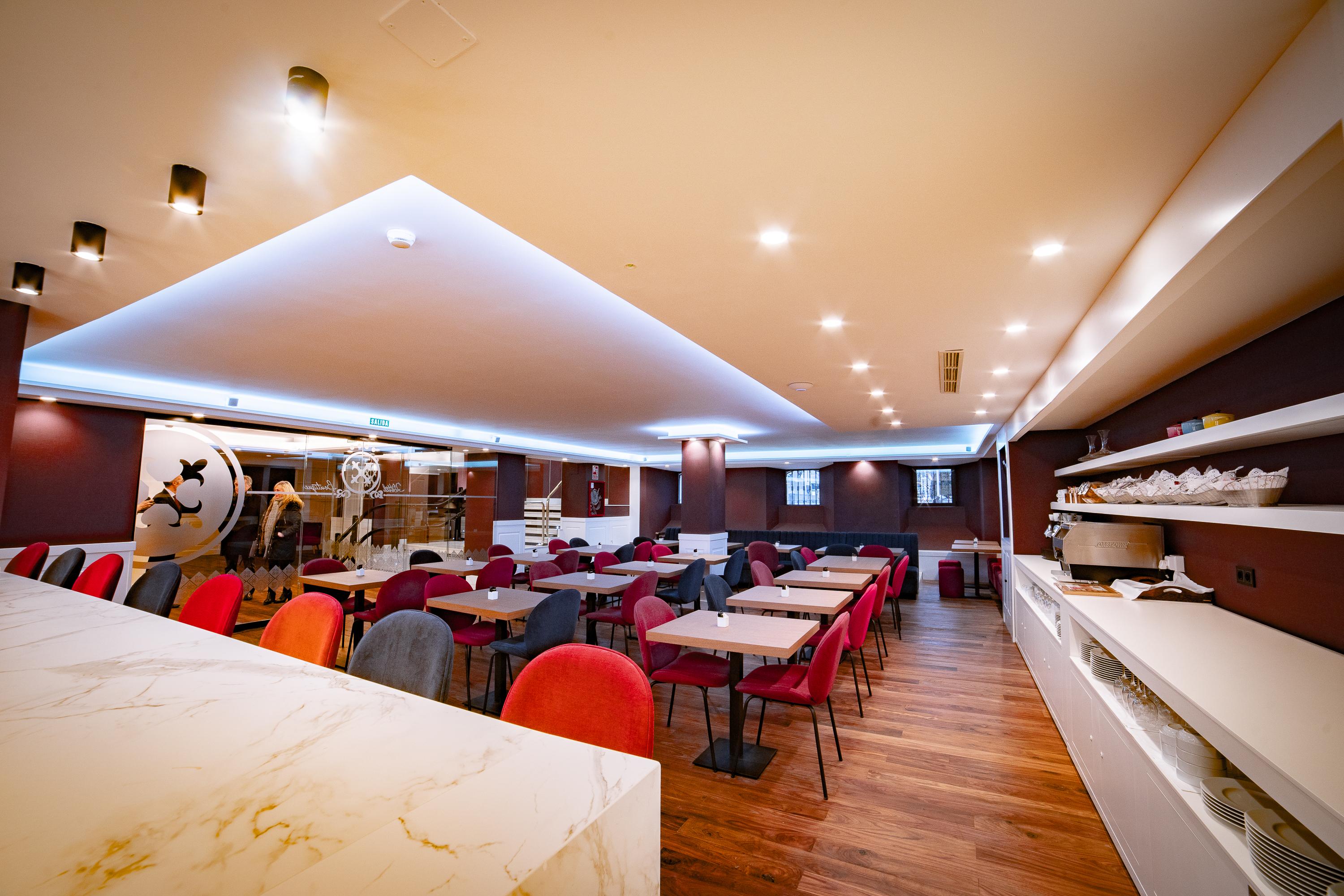 Hotel Colon Plaza 4*